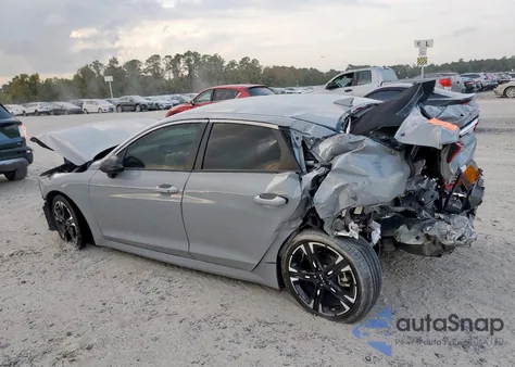 2024 Kia K5 Gt Line z USA, uszkodzony, nr VIN 5XXG64J28RG240686